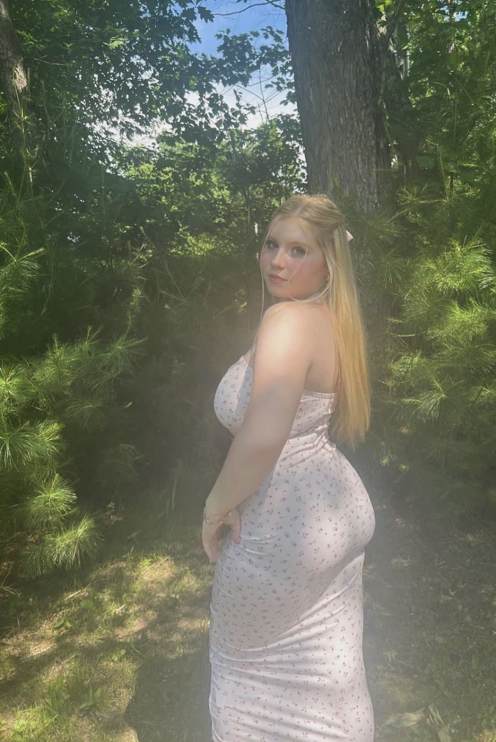 Click to view full size Barely Legal Teen Sadie