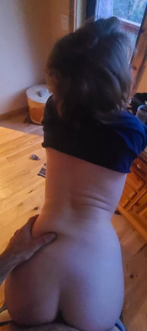 Oregon Wife is a Teacher & a Whore