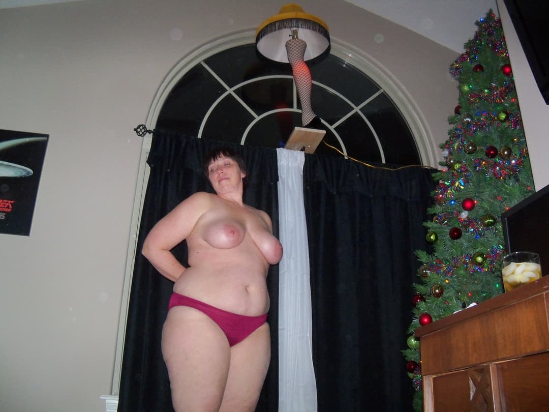 Enjoy Christmas in July as this good Christian WHORE lets loose. Sharon