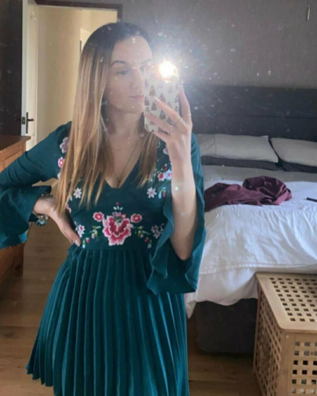 Pretty amateur can self fist