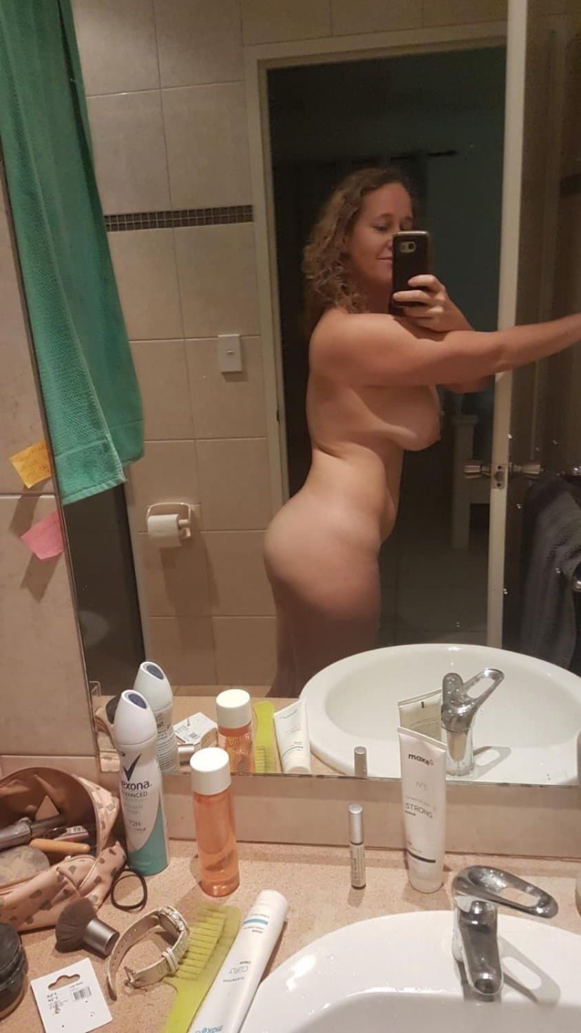 Australian Slut wife Nicole
