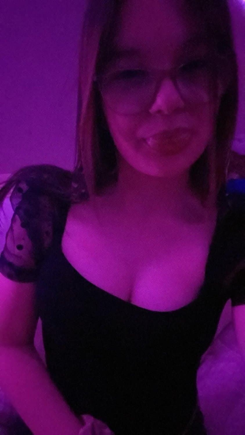 Teen instagram bitch with huge tits get deepthroat like a good little sluty bitch