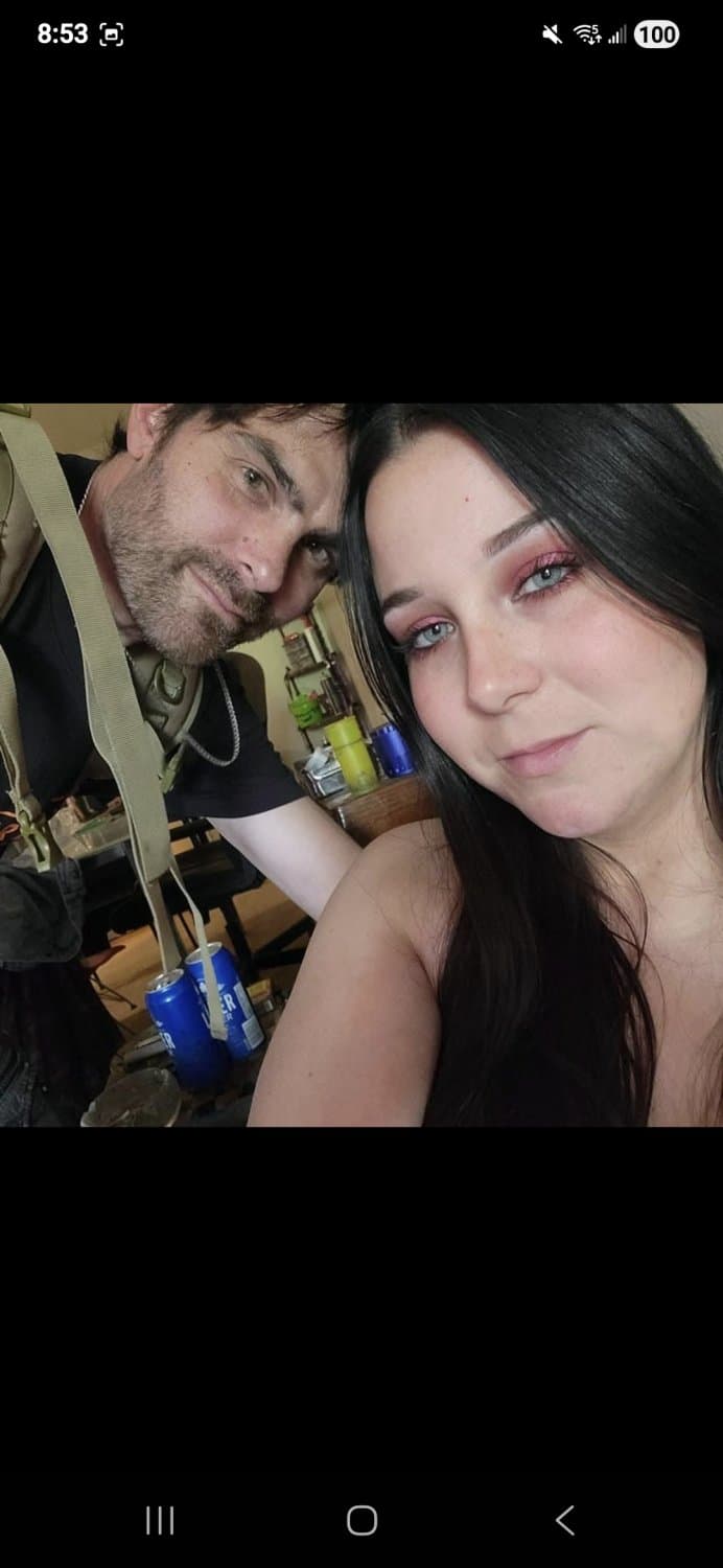 French Cumdumpster slut mom shyla swallowing bds nut while ignoring kids