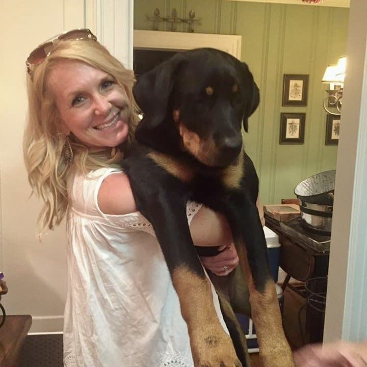 Someone’s wife caught on camera stripping wet & naked for some lesbo action at spring break!