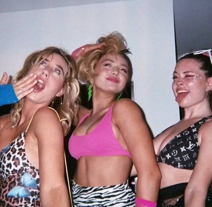 SEXY CELEB FAVOURITES