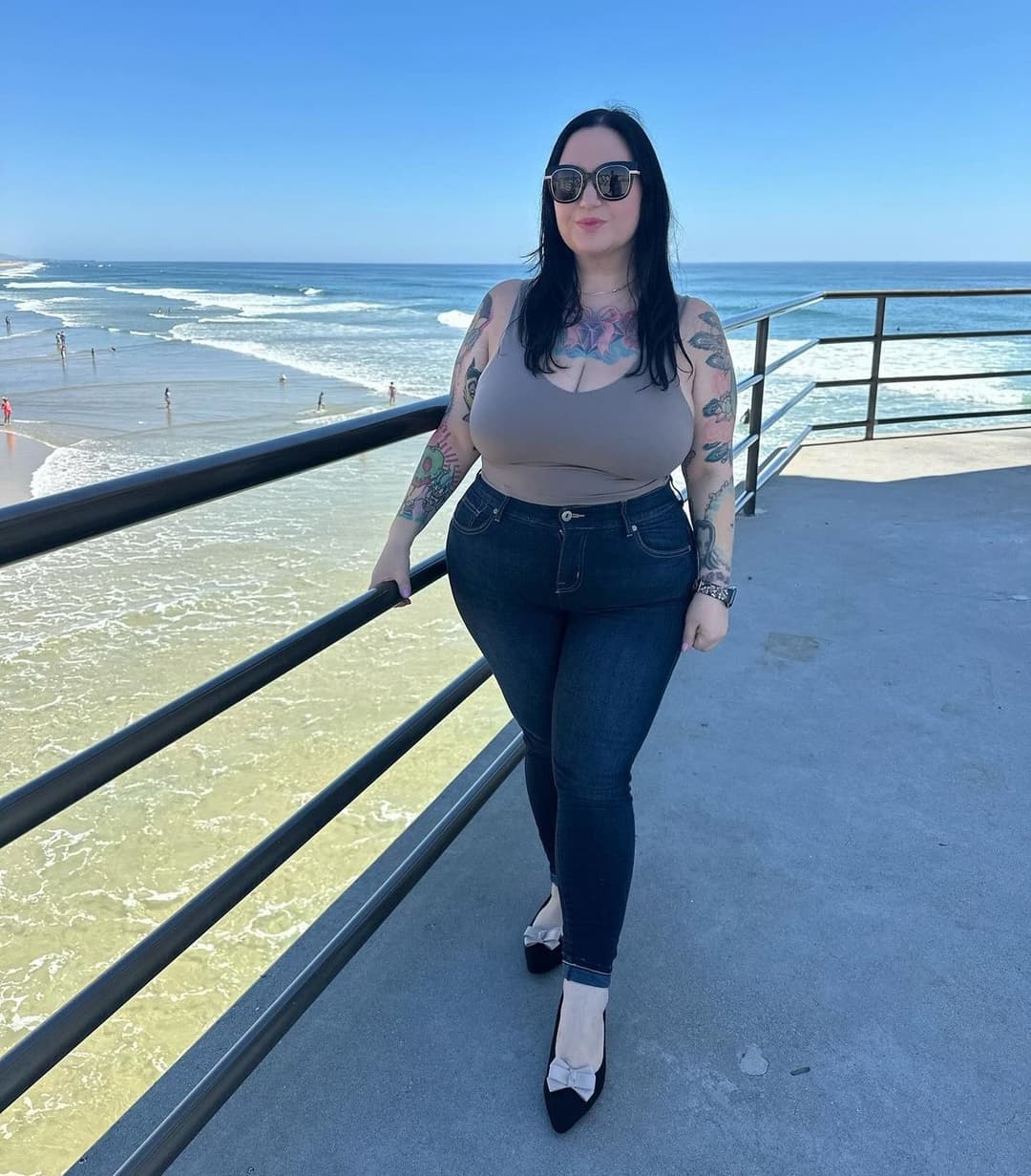 Big tits bbw goth slut Nicole fat chubby cum slut