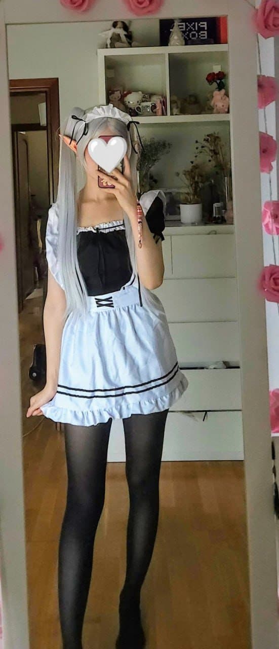 Sexy elf maid