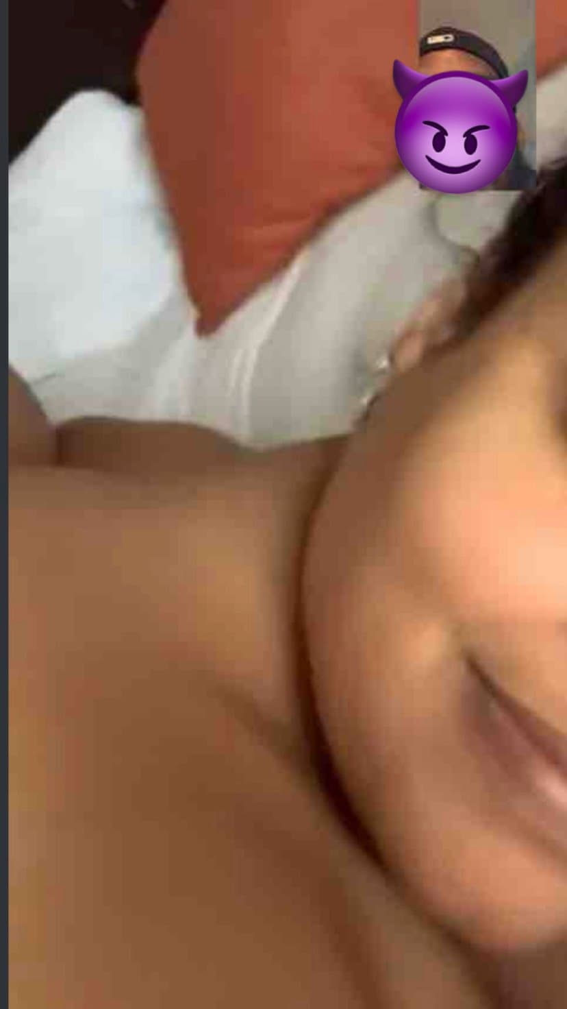 Native Pear (Ebony) Love Showing Me That Fat Ol Ass On FaceTime?Look At That Mf