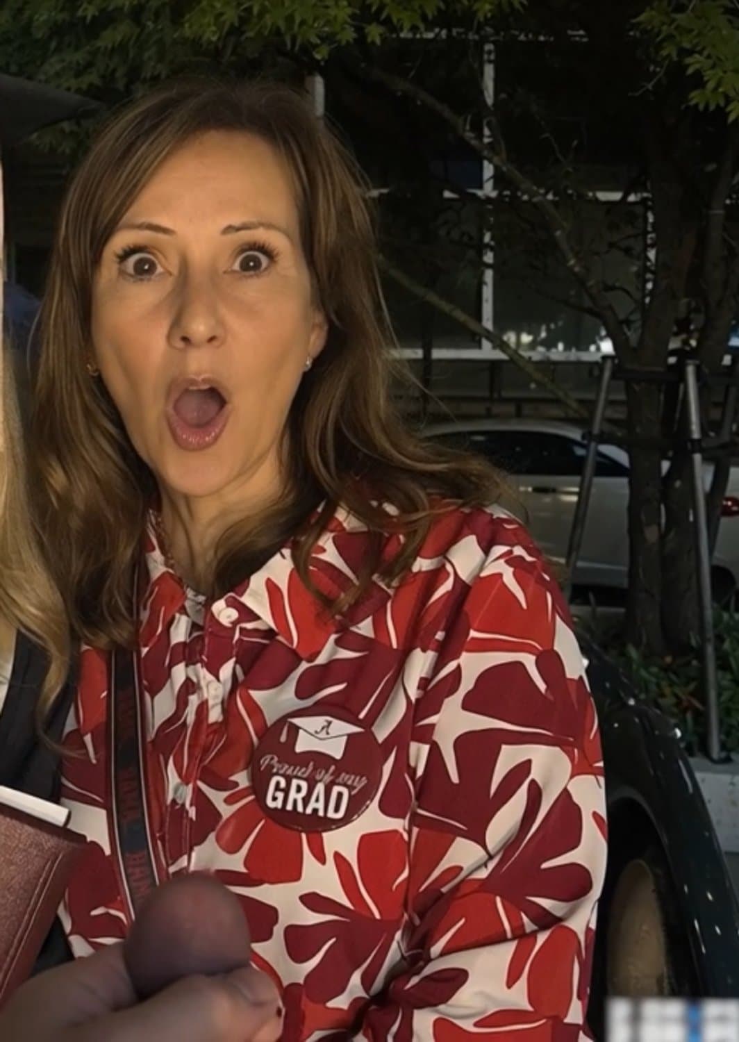 Milf AI Full Face Piss V2 10161404