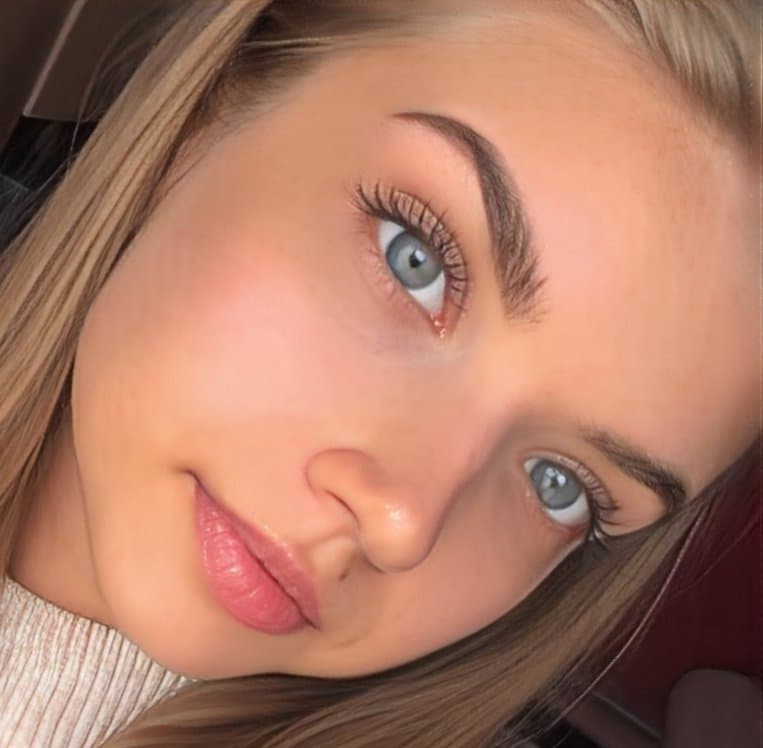 [kik]shsjebbd gf got gangbanged at her friends birthdayparty last week and creampied I kinda like it