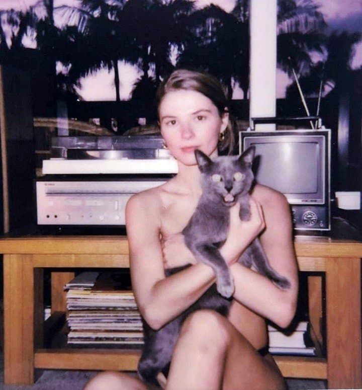 Click to view full size HOT CELEBS