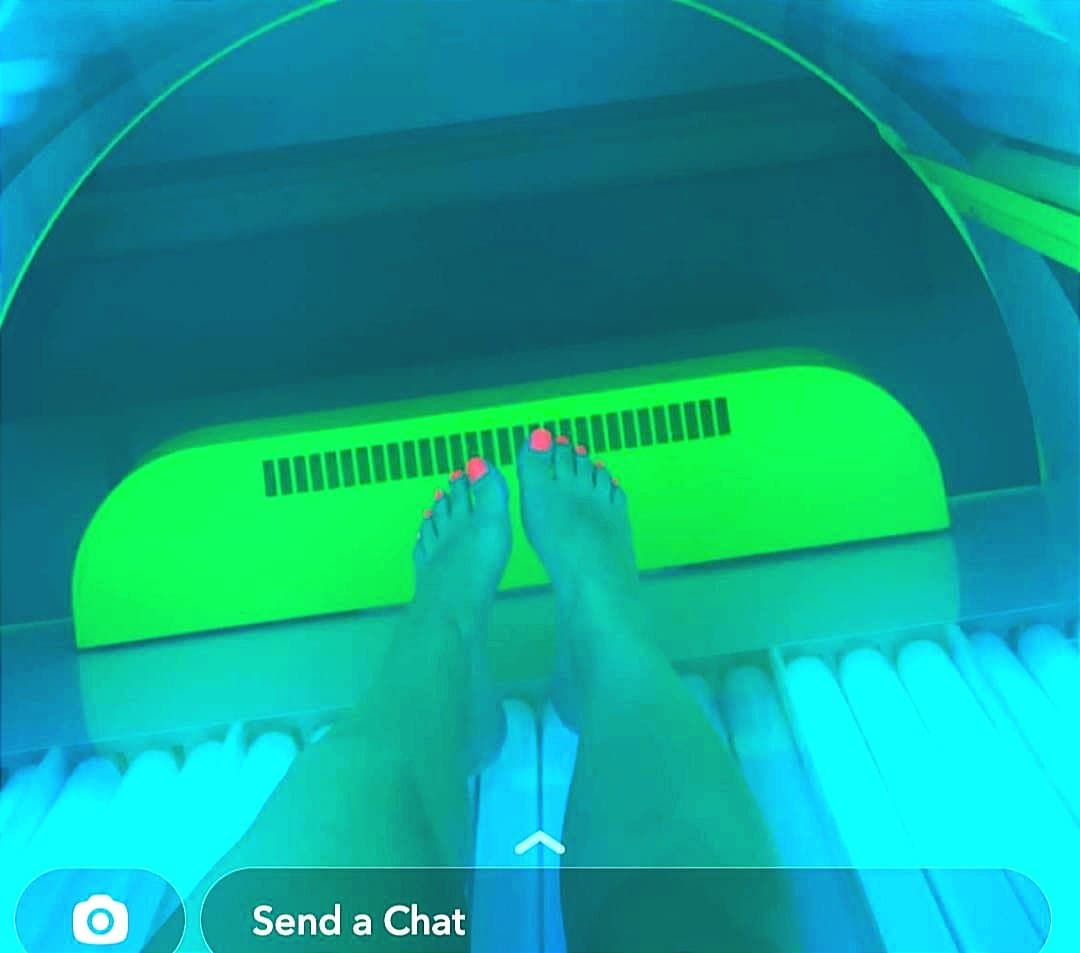 [kik] shsjebbd high af thinking about watching the slut get wrecked while I jerk