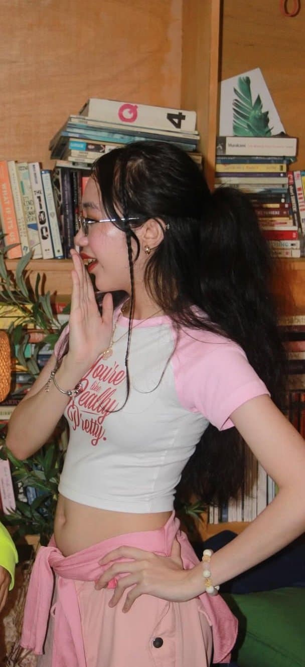 angel is backk! Can someone impregnate her?