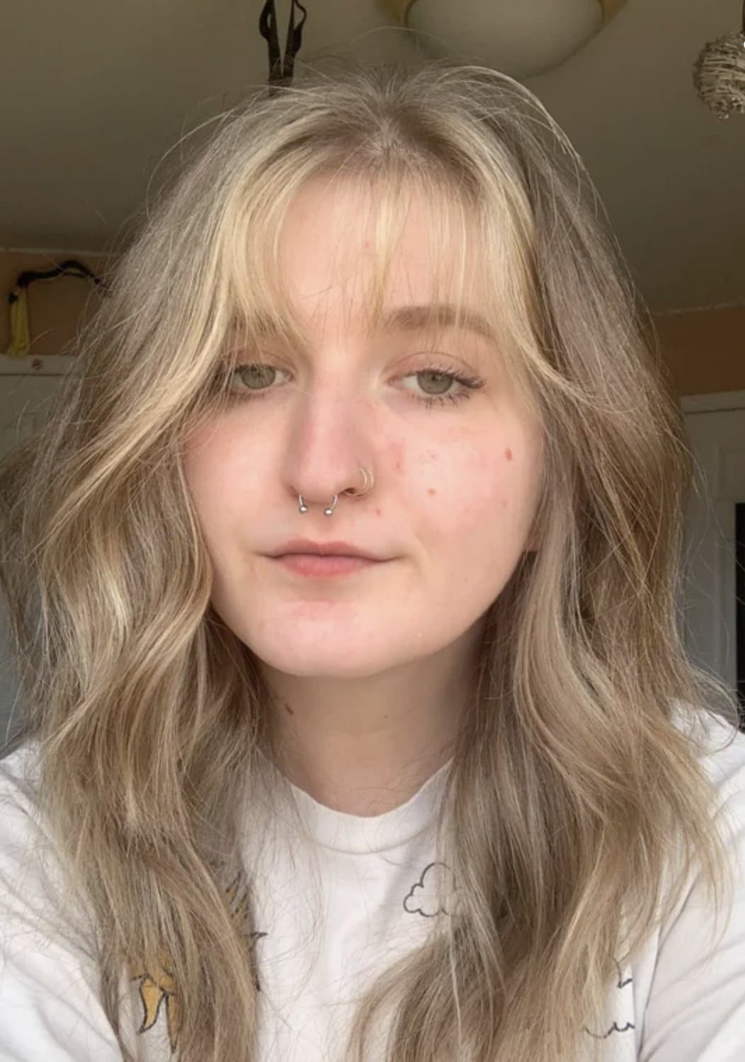 stoner chick Kristen shows off her best assets