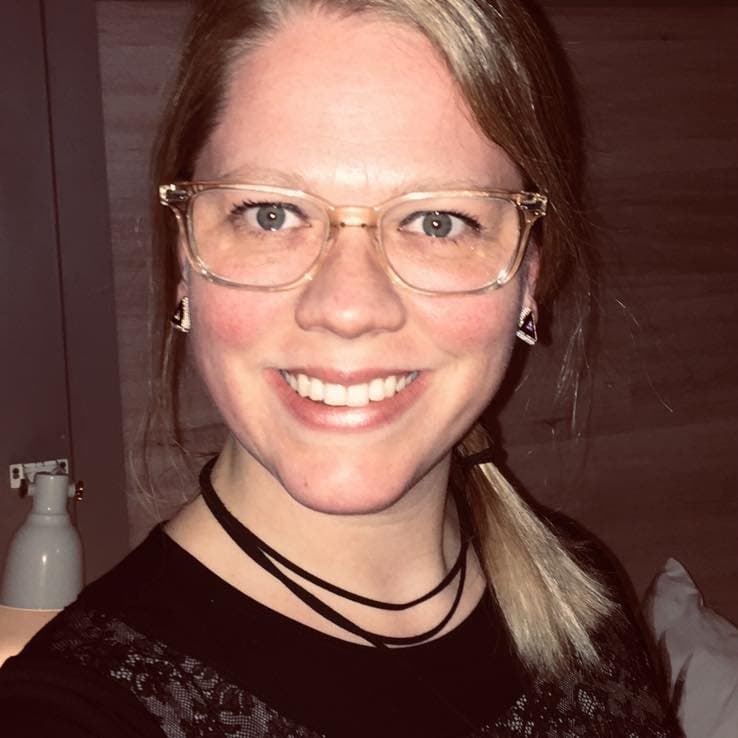 MA COLLÈGUE PROFESSEUR QUEBECOISE SEXY (QUEBEC TEACHER)