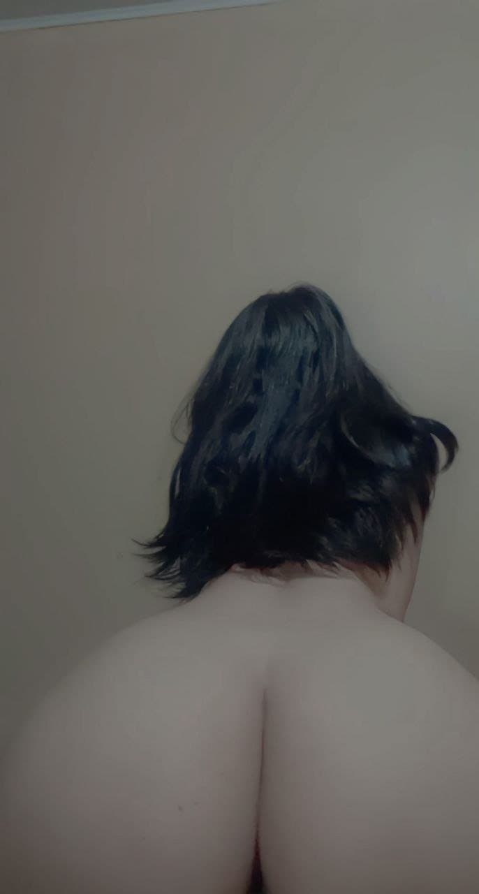 Big Tits Thicc Latina Touching Herself