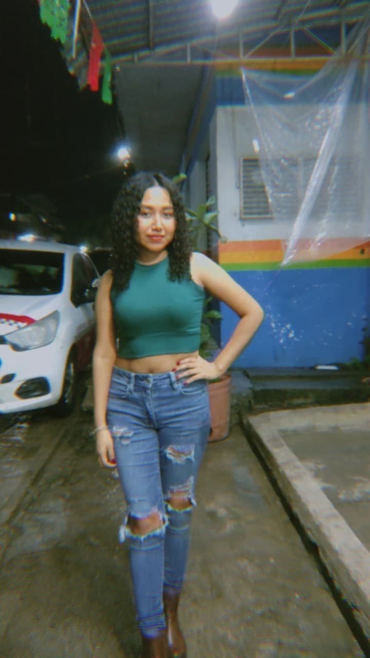 Putita morena culona filtrada y exhibida