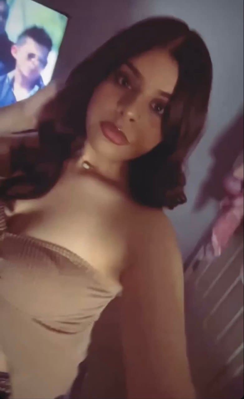 Click to view full size Hannah 19 Arizona