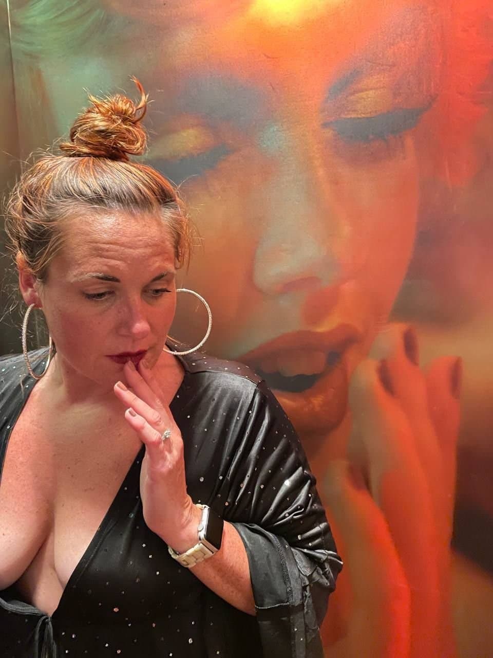 Wife Stacie 44yo From USA ??