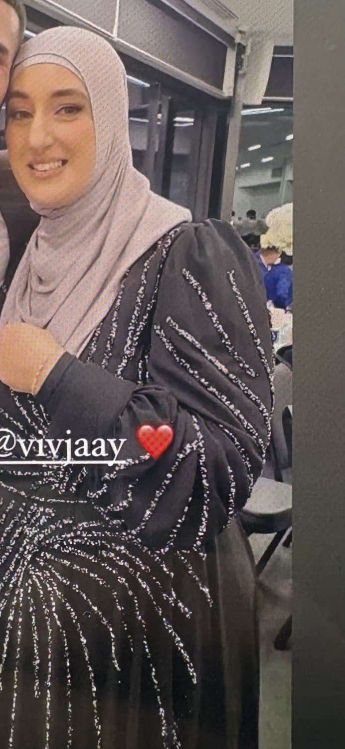 Can any one trib these pics of my Palestinian hijabi aunts and cousin these are the only pics