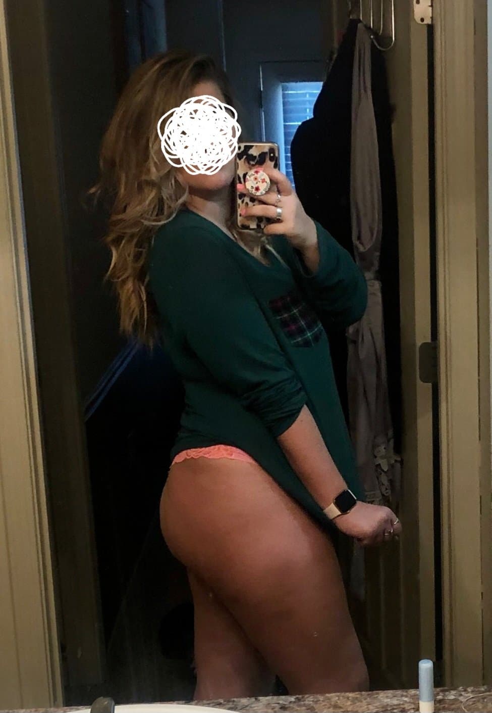 Thick white amateur wife of 10 years with huge natural tits