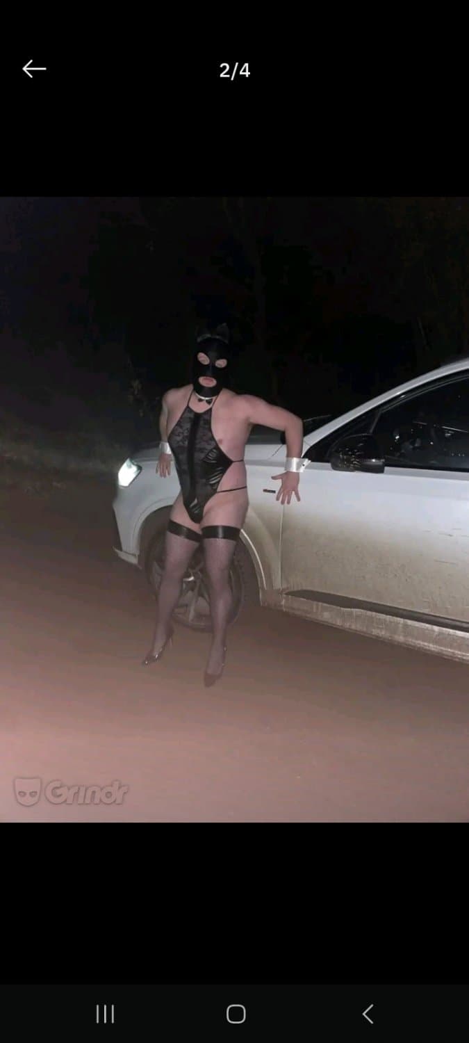 Click to view full size In all his glory, latex laura in the outfit he got a facial in. Outside in public. Unbelievable.