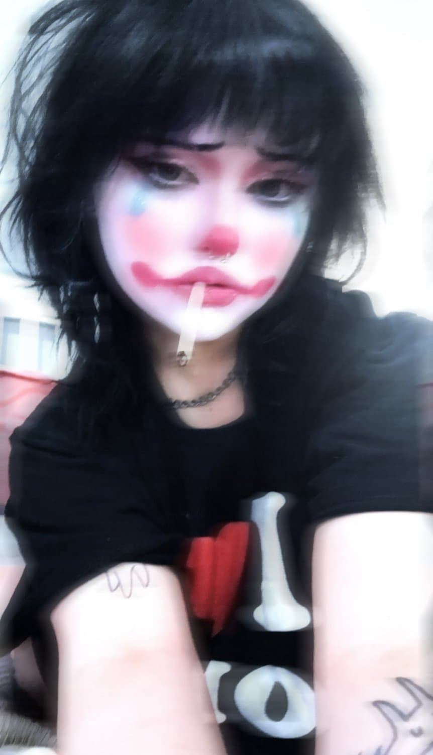 Goth Pawg loves clown make up and titty fucking