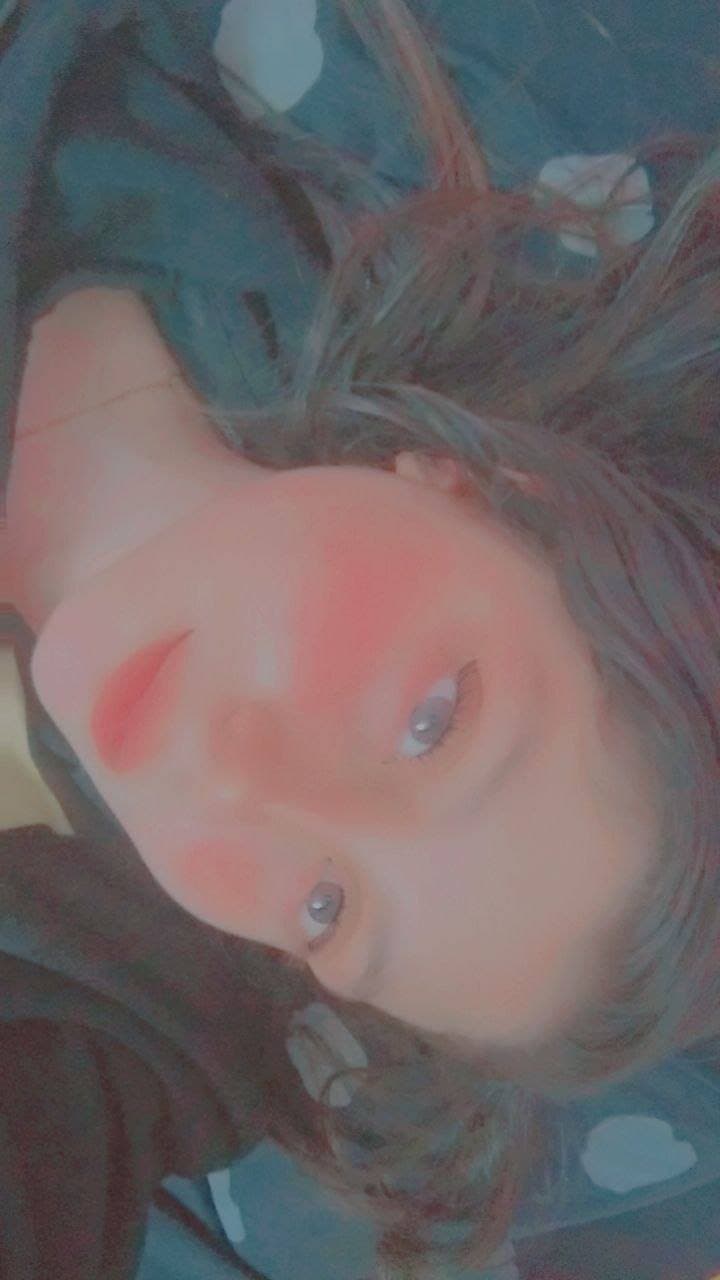 Arab girl with beautiful hijab and appetizing body???