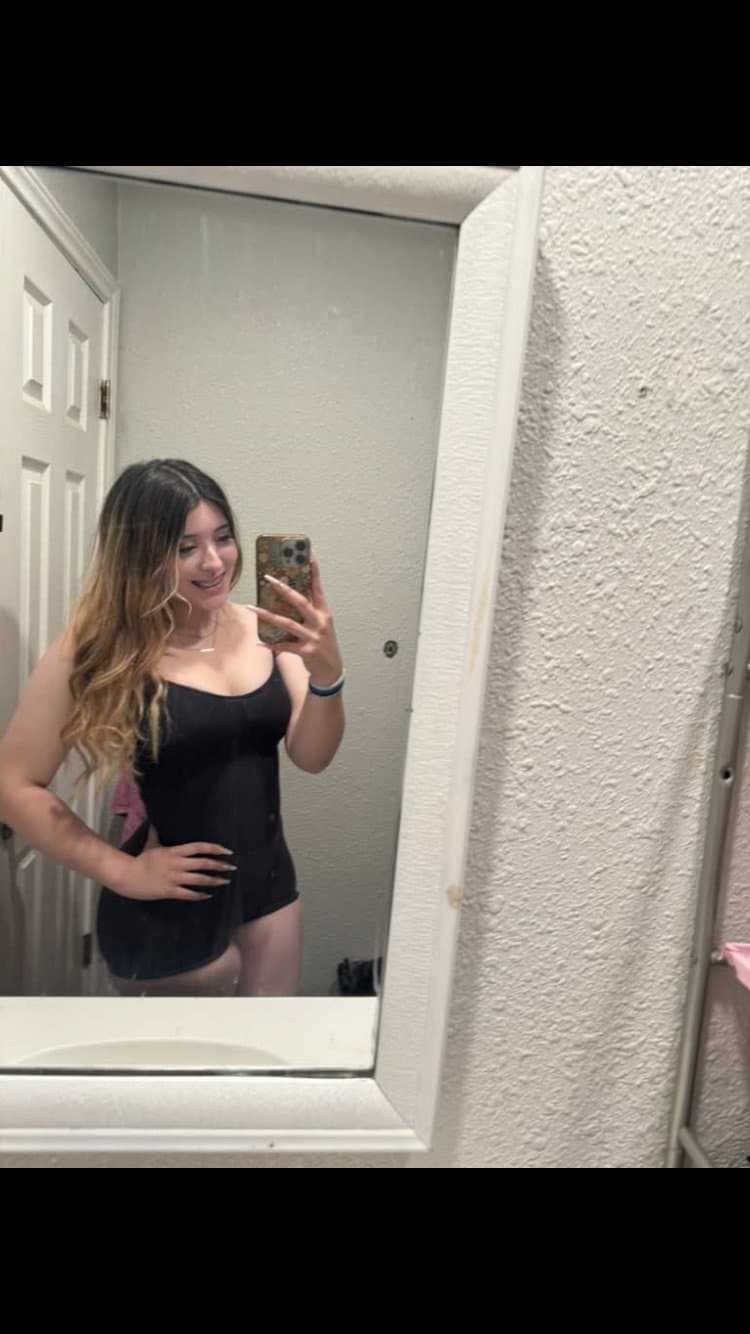 friends thick ass latina girlfriend shows off big ass and tits