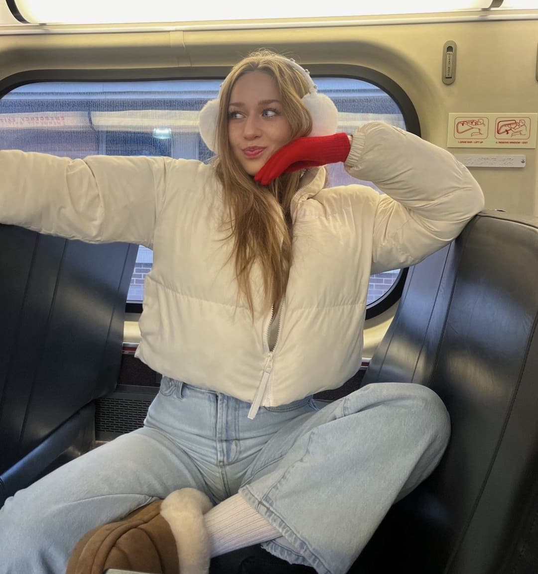 Click to view full size Alaina Kovacevic - Chicago