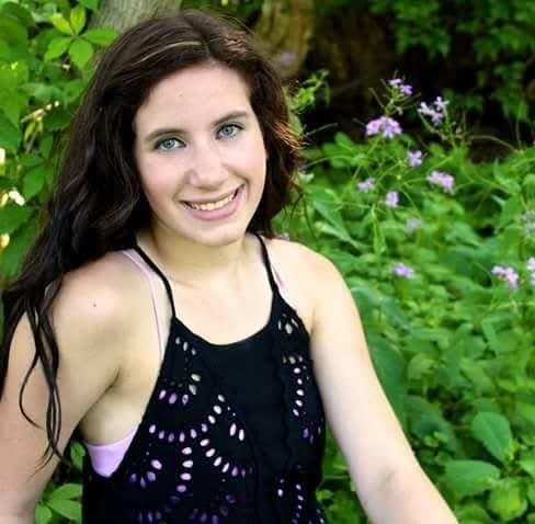 Teen goon doll Ashley loves cum