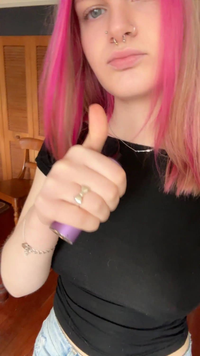 Click to view full size New Zealand slut Anna