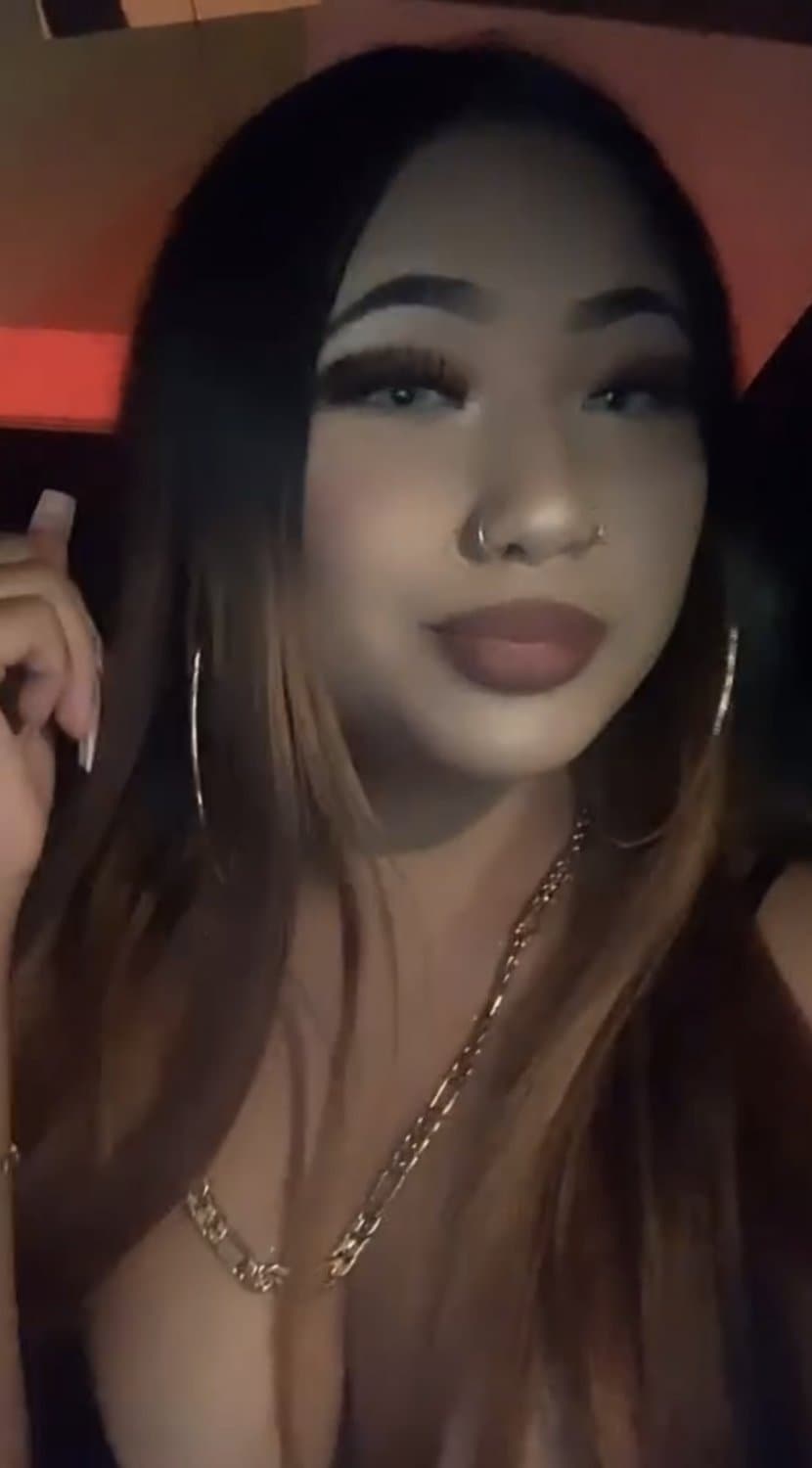 Syriana Trichanh (Nya) side post she made her accs private from all the comments (check comments)