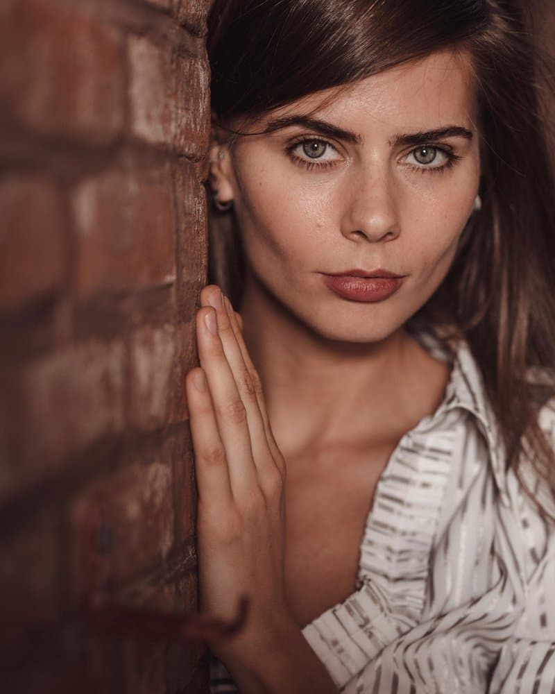 Yummy model caught on spycam