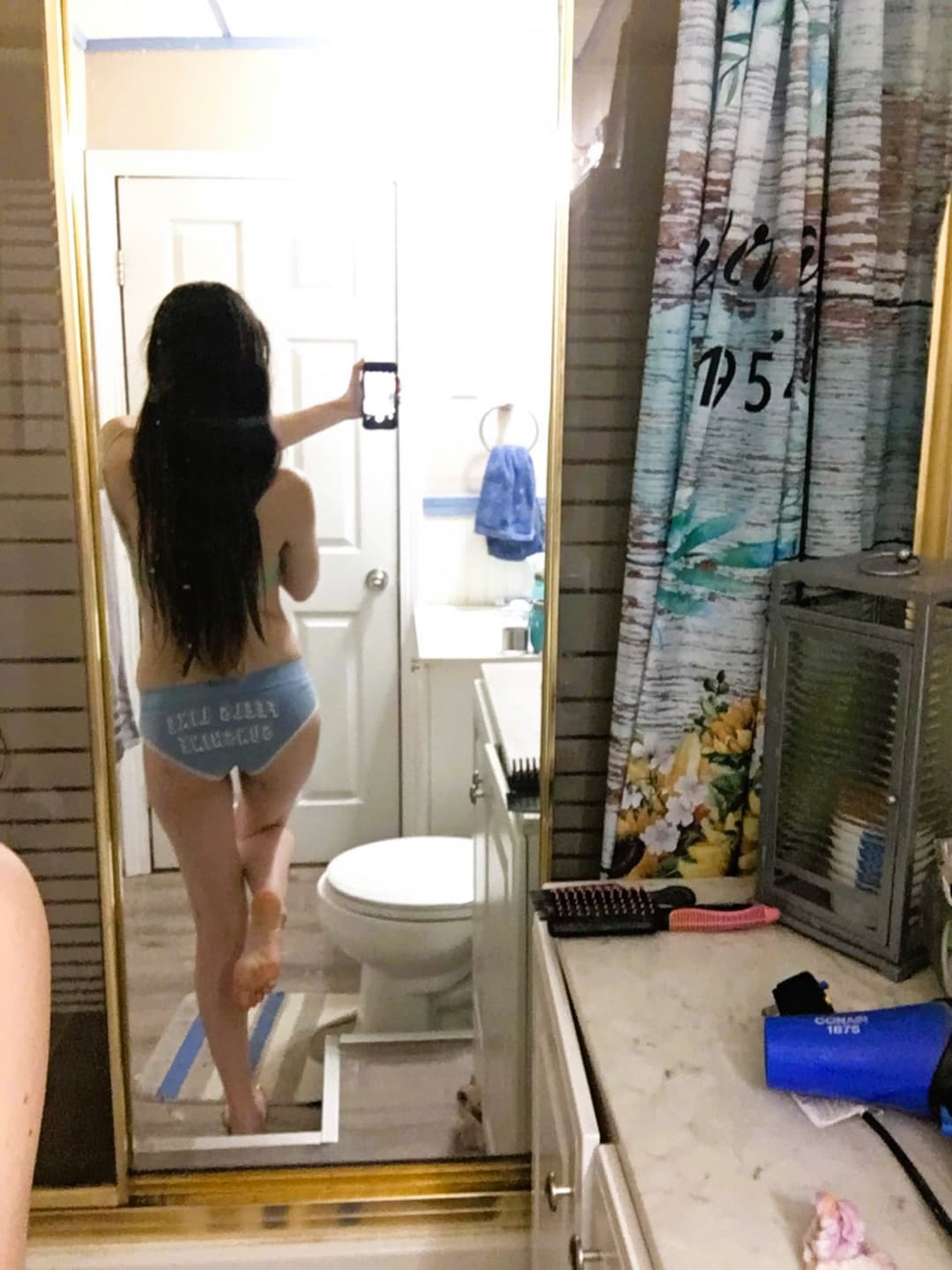 Click to view full size bare bum