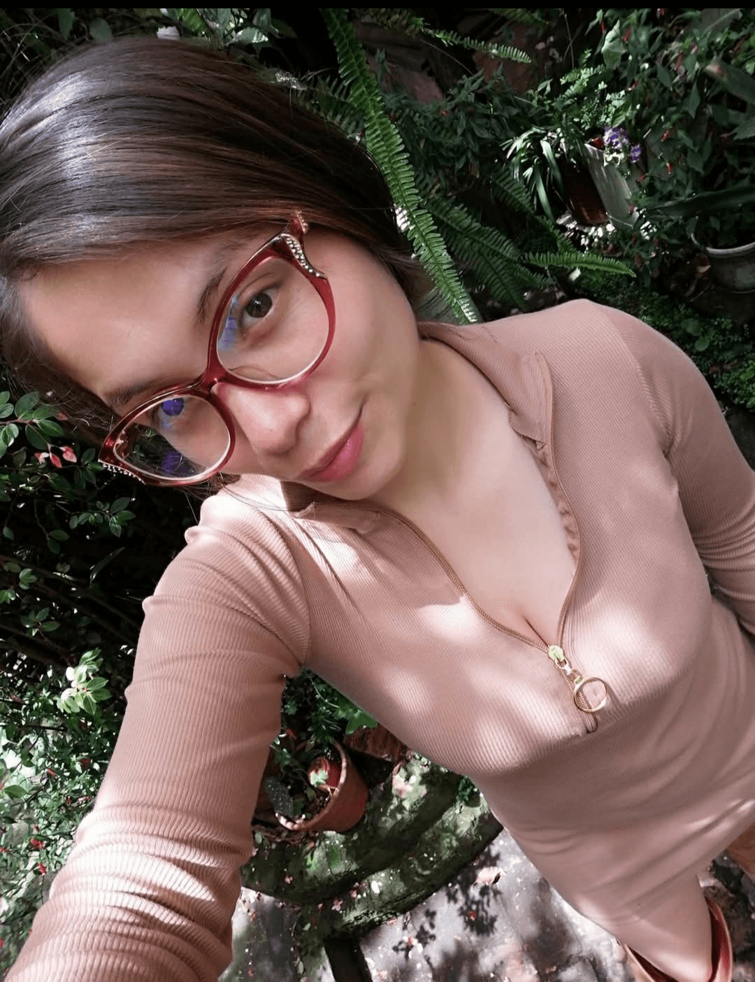 Mamacita rica y soltera jovencita