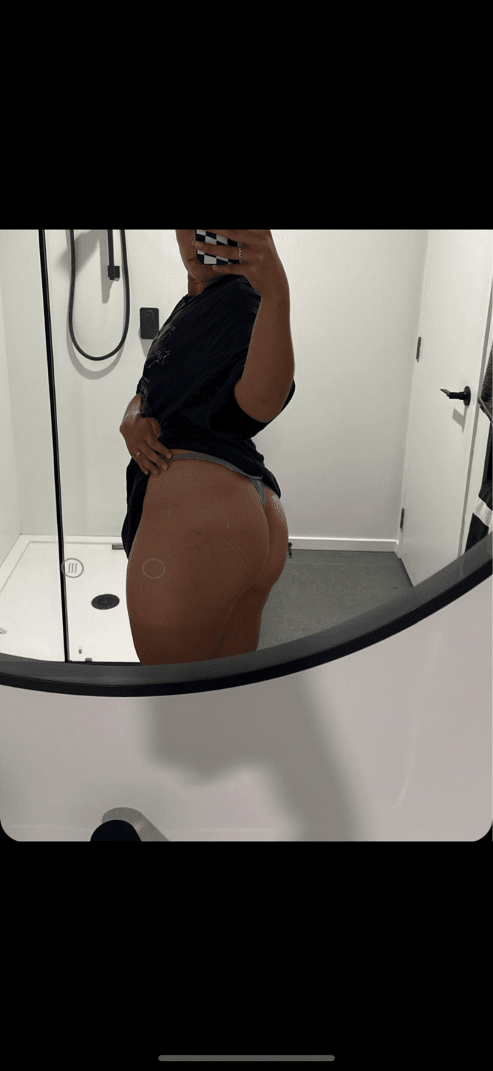 Hotwife recorded video with her colleague for her husband