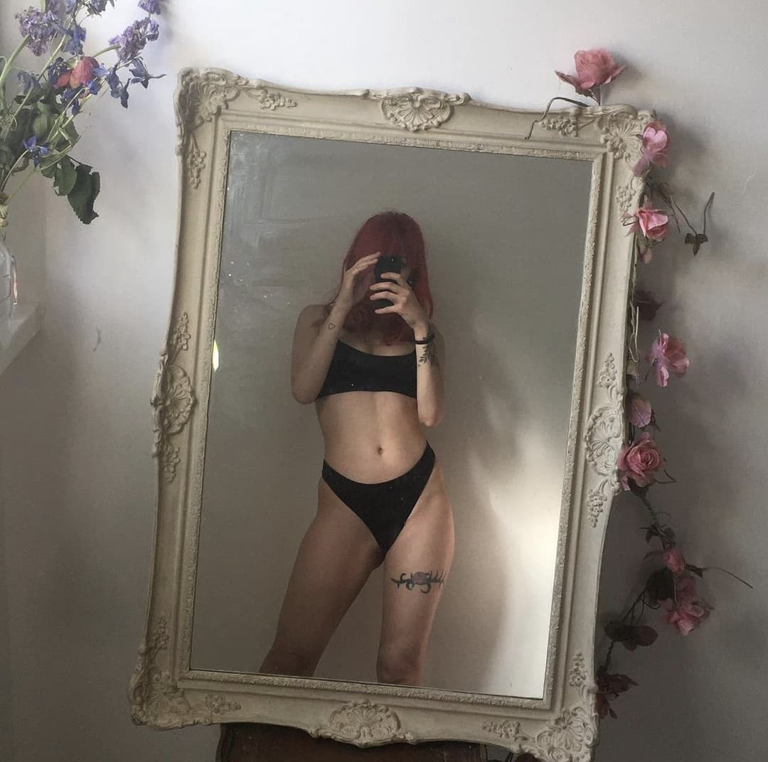 I think my crush Ellen knows how to attract fans