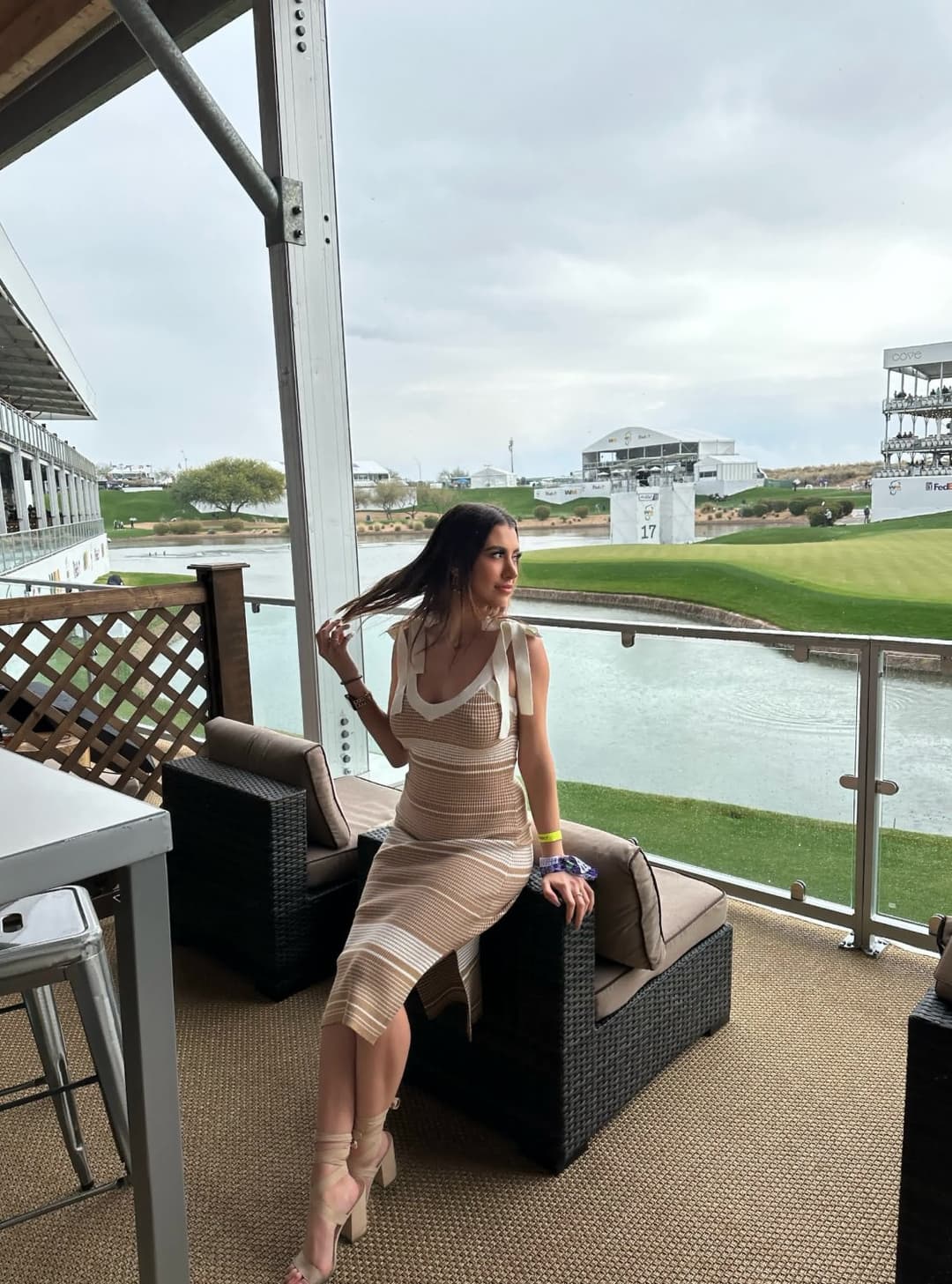 Click to view full size When the dress code says “effortlessly elegant”