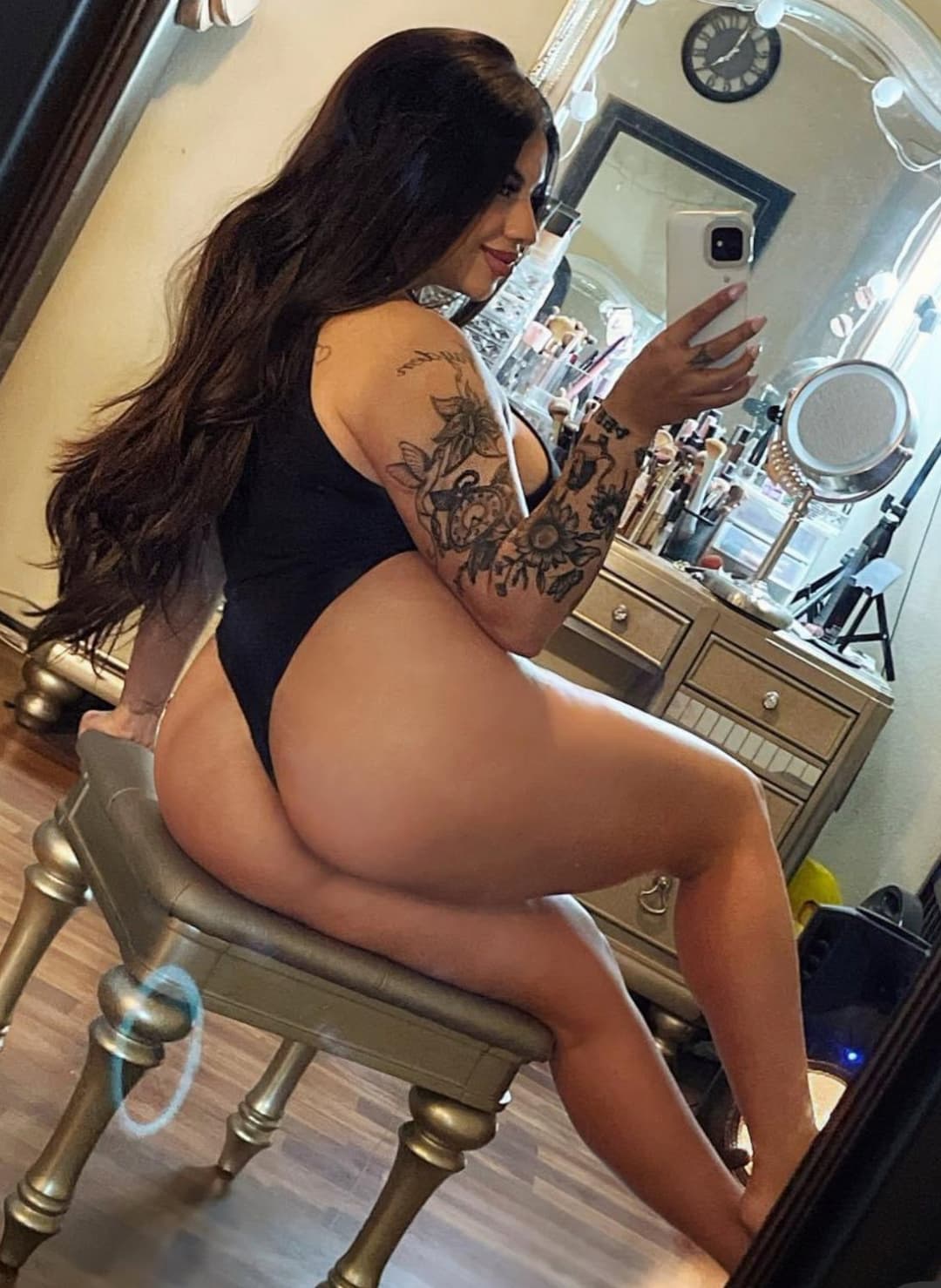 Thick phat ass petite latina deserves to be covered in cum