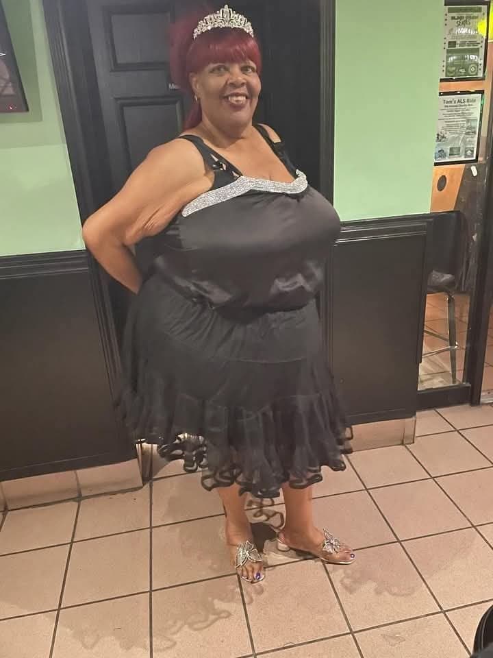 Something About Big Saggy Titty Grannies That Drive Me Crazy. & She Got Em I Would Not Pull Out 79