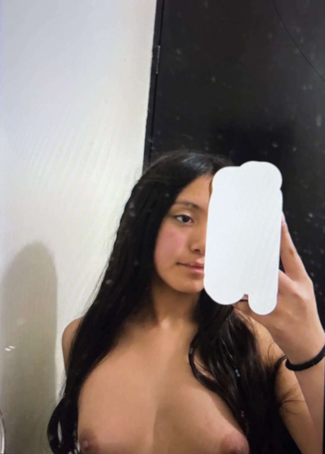 Putita le encanta la verga +52 618 290 9343 mándenle mensaje estará chupando todos los penes duros