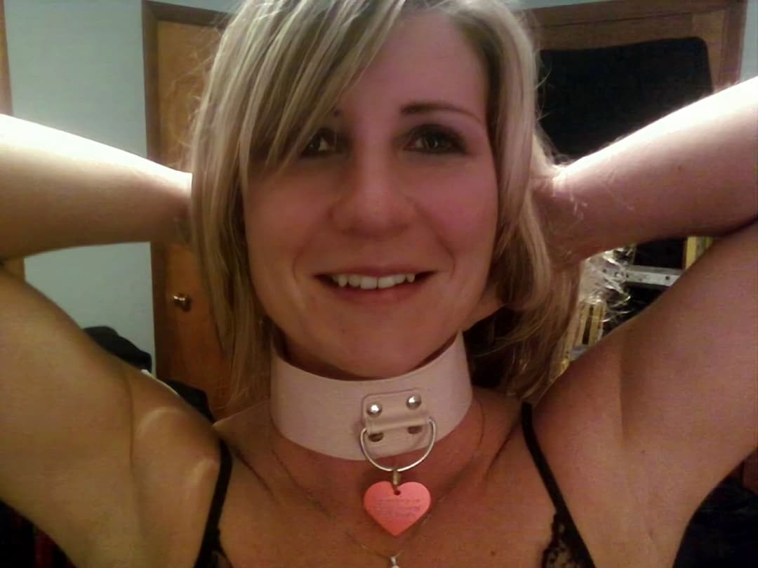 Tanja, regular mom by day, hogtied bondage slut by night.