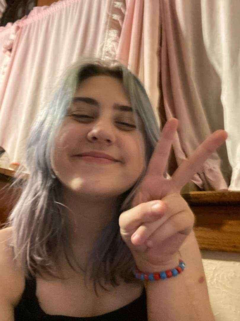 Slut teen gf Kaden submitted