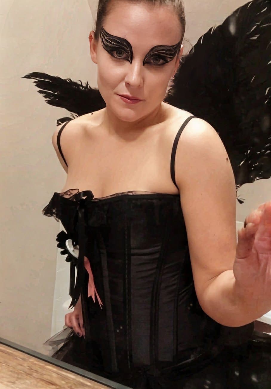 Sexy black swan