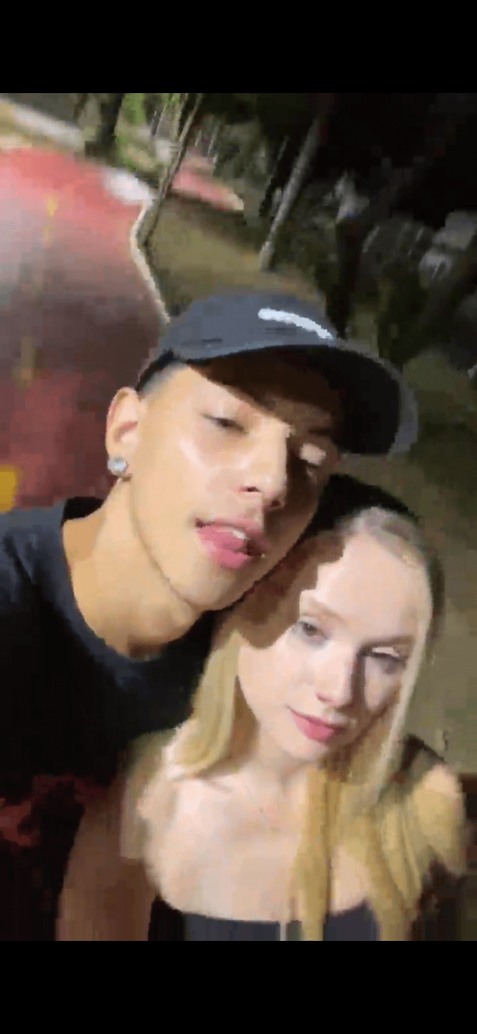 Loirinha casada vazada novinha traindo o namorado corno, não sobrou nada pro chifrudo