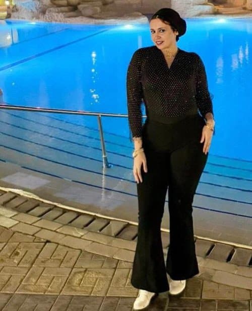 Click to view full size الخنزيرة الاردنية لميس أم الديوث - jordanian son cuclold , mom lames