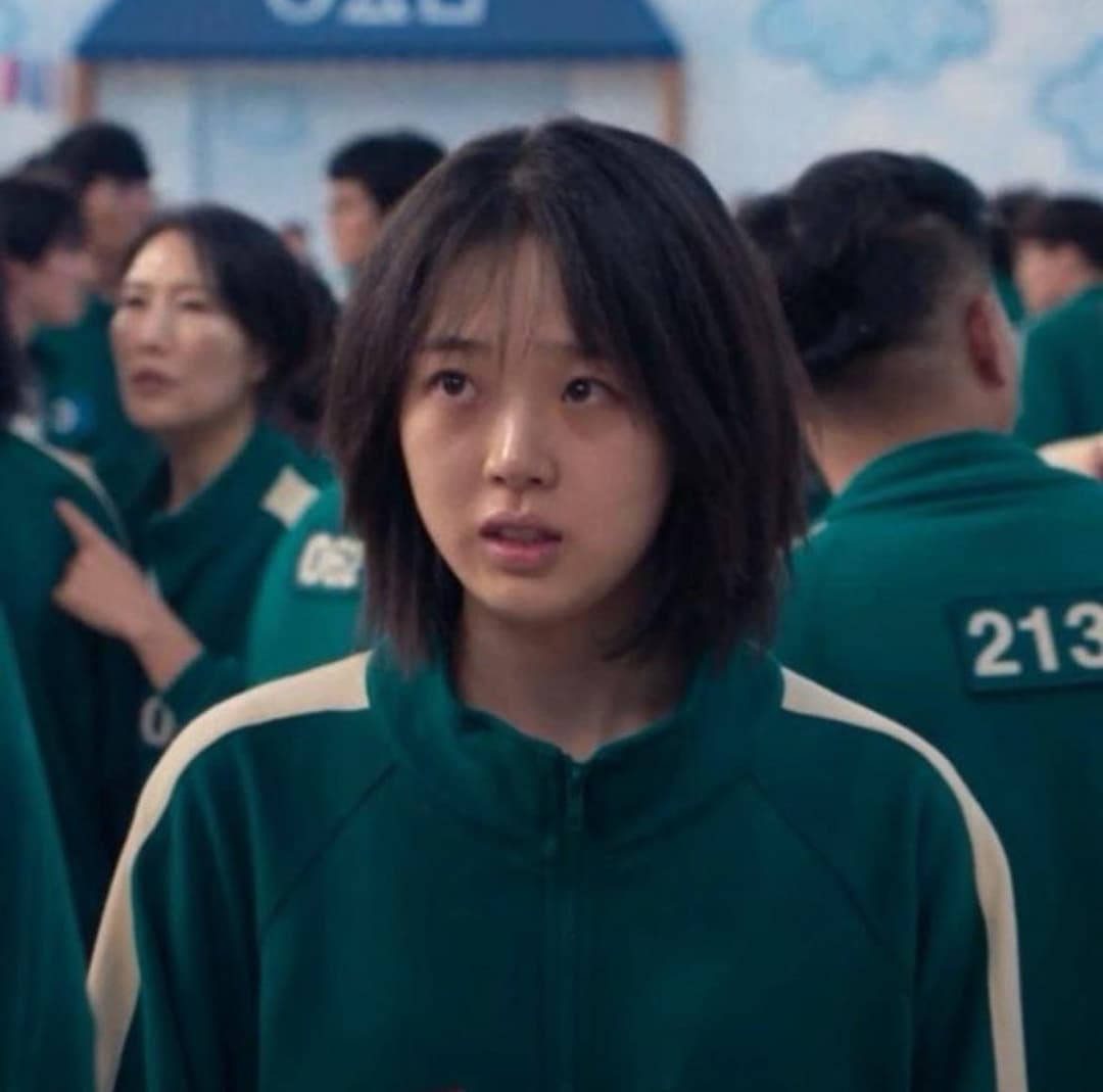 Dm to goon to any all of us are dead or squid game girl