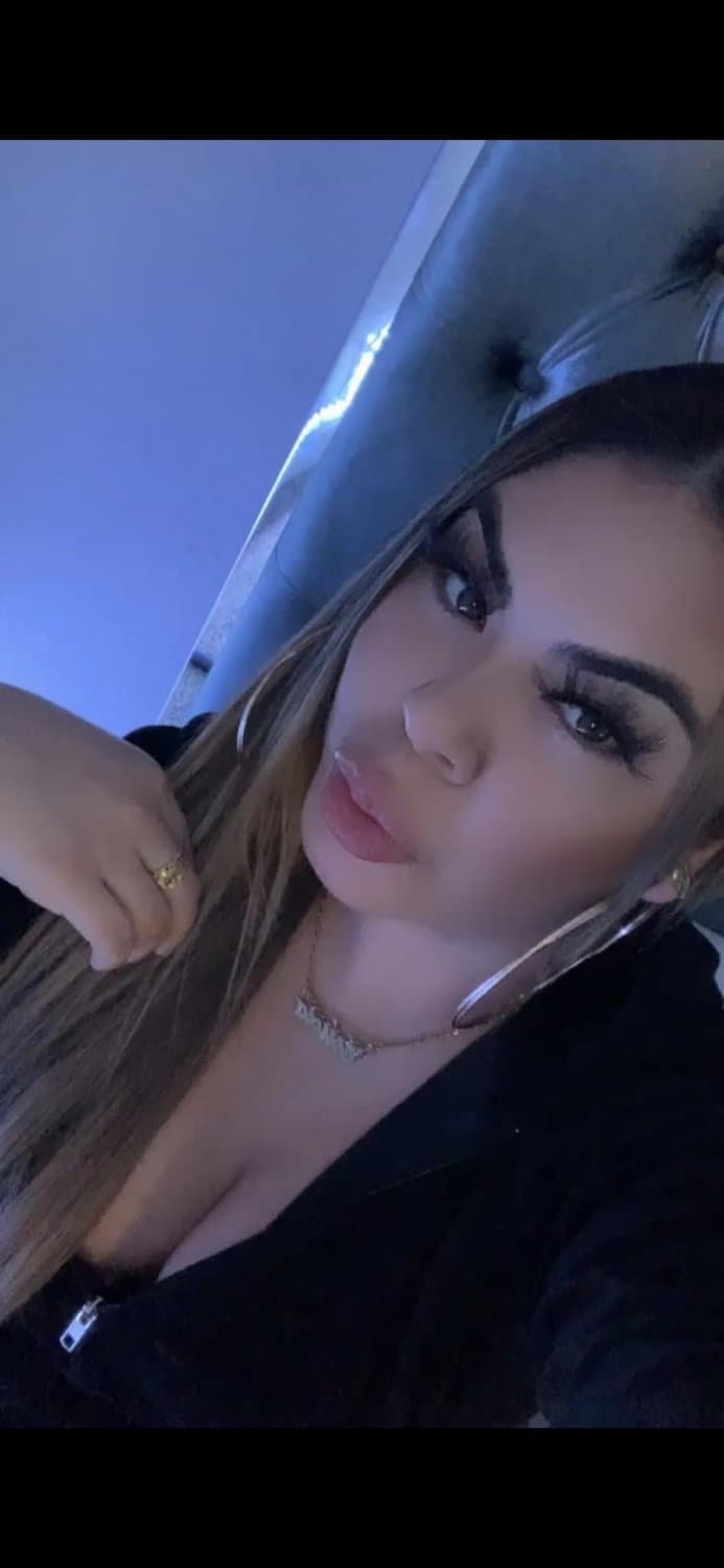 Anyone know this little sexy whoreif anyone has any pics or videos I will buy them