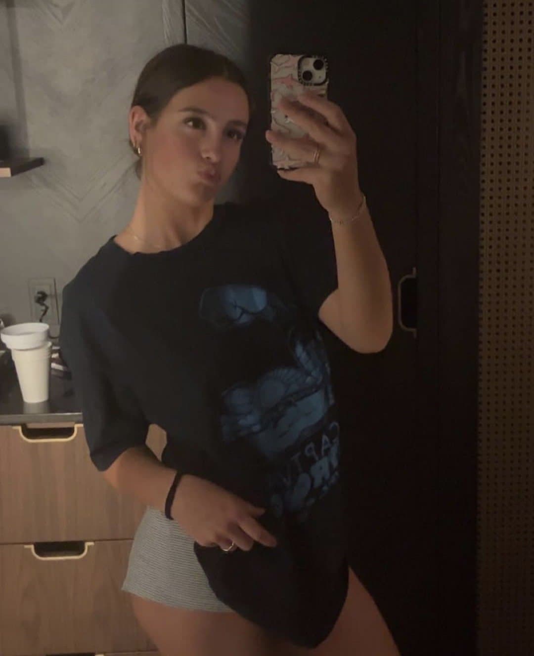 Exposing hot hs teen slut Molly Dunn, such a cock tease. Dm me for her info and to degrade and trib